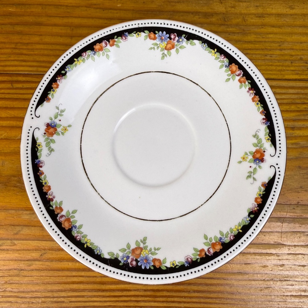 Set of 4 Lynn’s Fine China Saucers – Floral Black & Gold Trim, 6.25” - Picture 9 of 13
